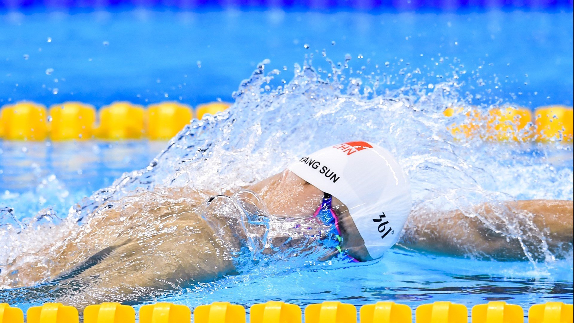 《英雄联盟》“全球预选”点燃战火,冠军激烈争夺!